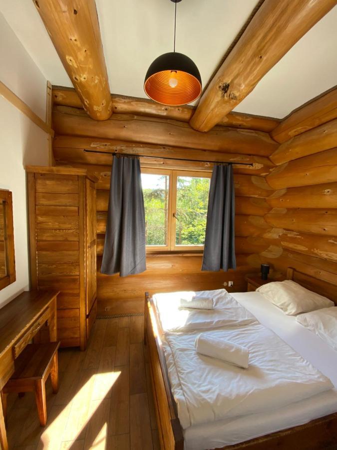 Jedlina - naturalny dom z bali jodłowych Cisna Zewnętrze zdjęcie